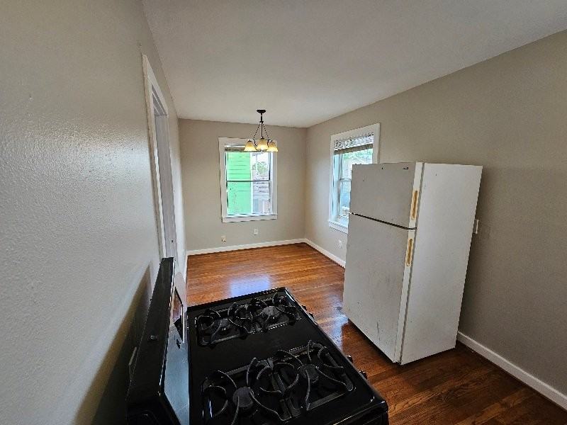 1621 Wesley St #1-2 - Photo 5 of 12