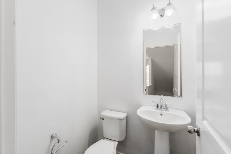 353 Laurel Creek St - Photo 6 of 20