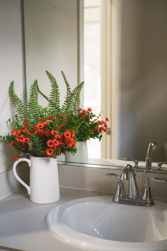 2087 Audubon Ave Se - Photo 4 of 20