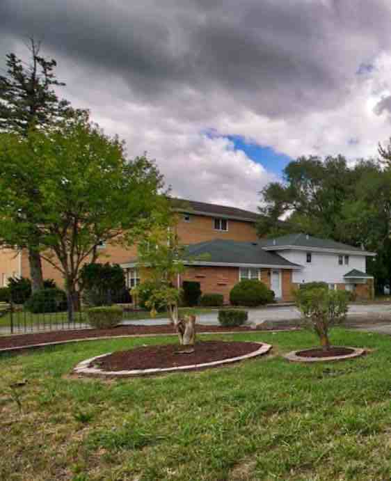 2824 186th St - Photo 2 of 12