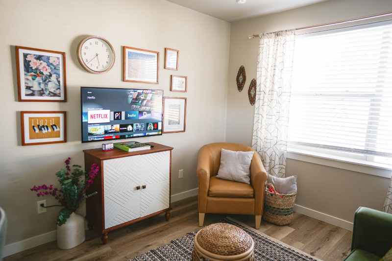 2089 Audubon Ave Se - Photo 3 of 12