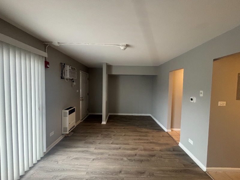 3333 Commercial Ave #14 - Photo 3 of 4