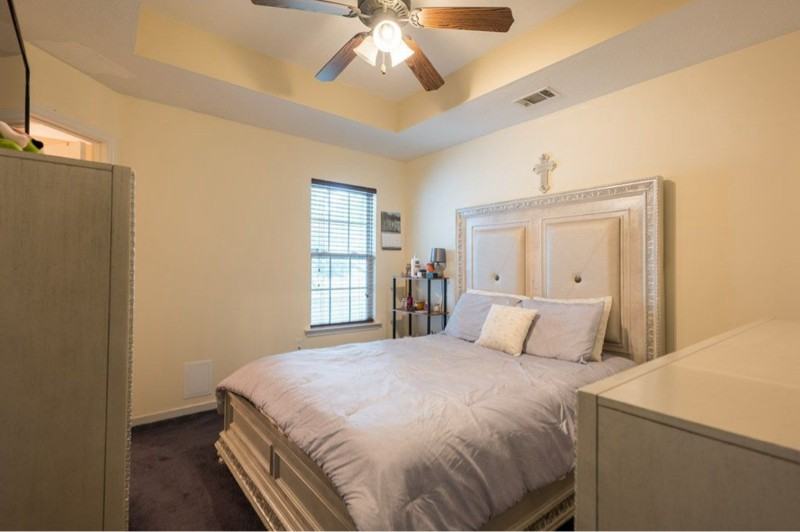 717 E Force St - Photo 3 of 7