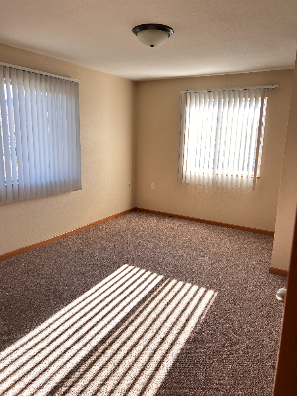 1719 W 5th St #304 - Photo 3 of 8