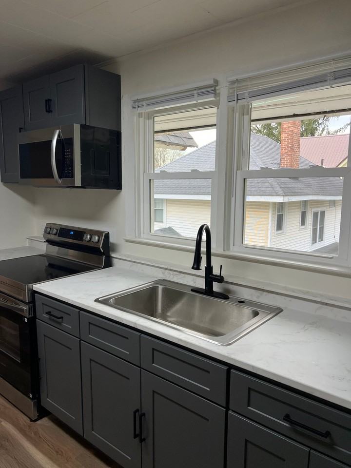 11 Rickard St #2 - Photo 2 of 18