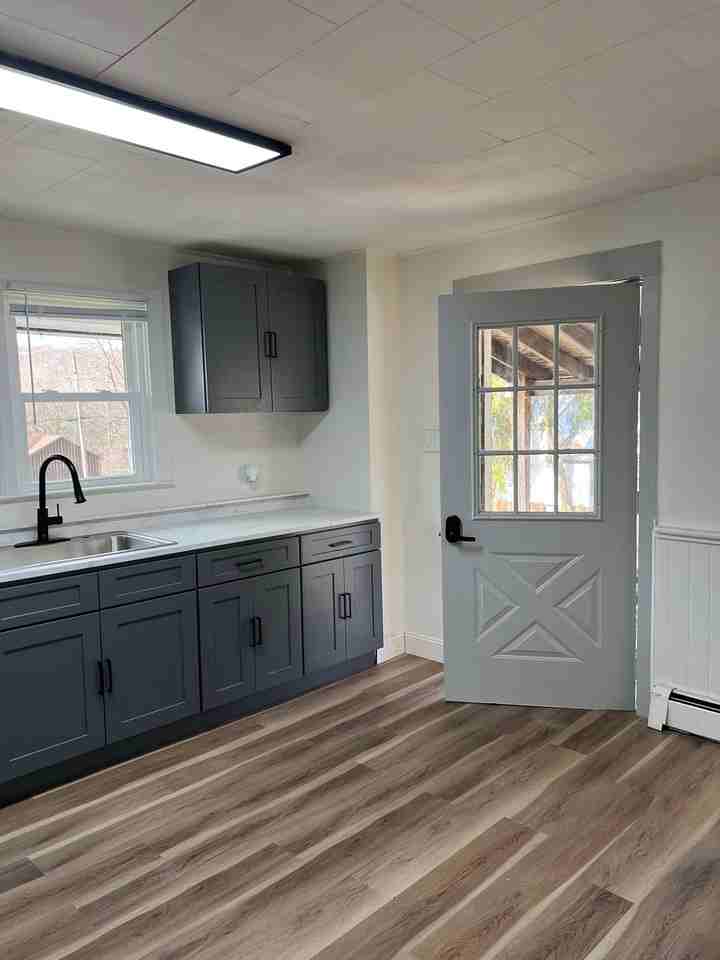 11 Rickard St #2 - Photo 4 of 18