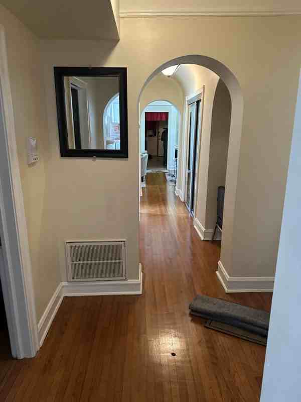 8328 S Ingleside Ave #3 - Photo 7 of 11