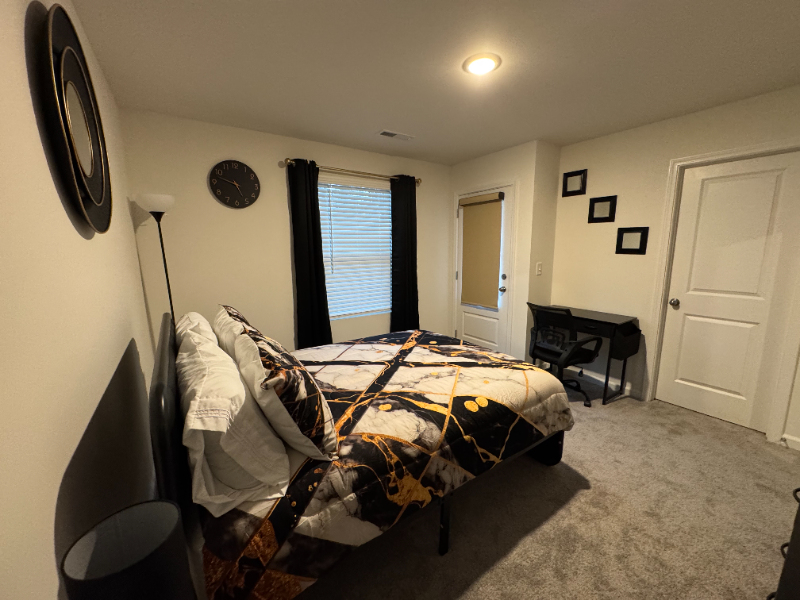 533A Gantt St #533A - Photo 4 of 28
