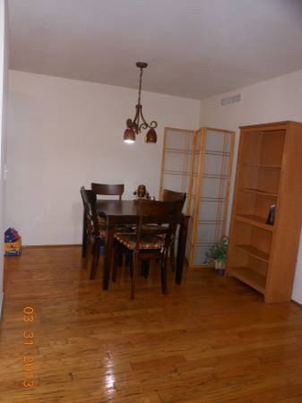 1217 20th St - Photo 5 of 6