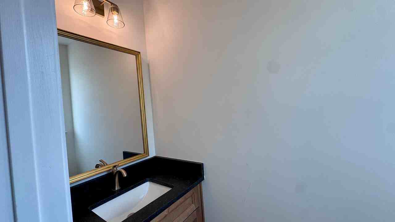 1905 Driftwood Cir - Photo 7 of 18