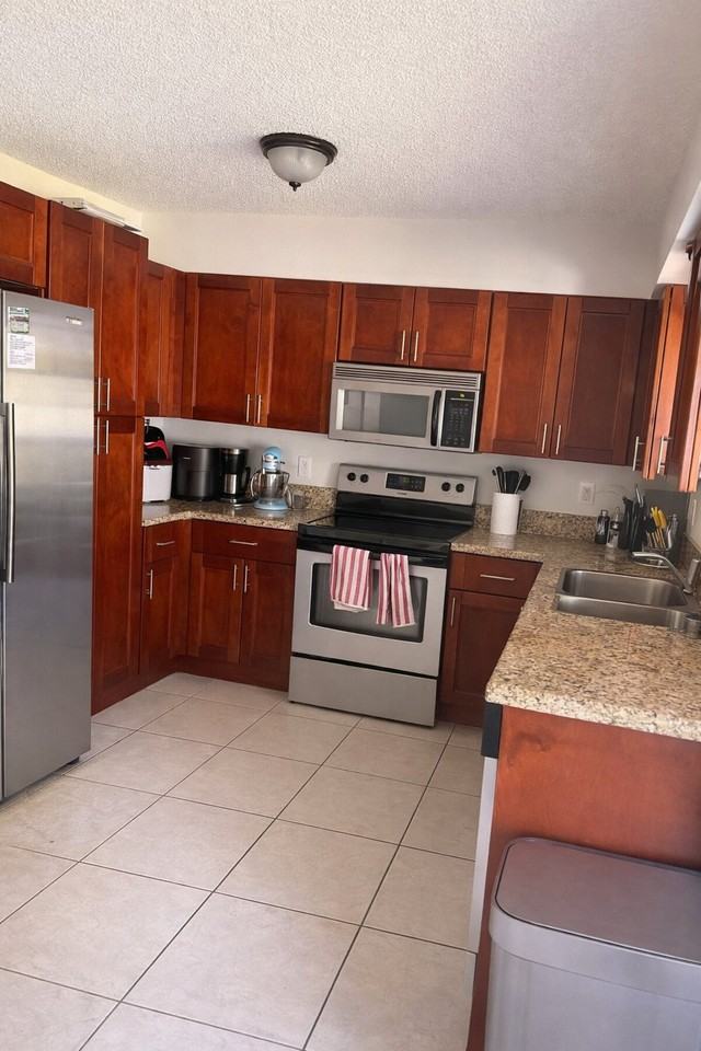 7102 Daggett Ter - Photo 3 of 6