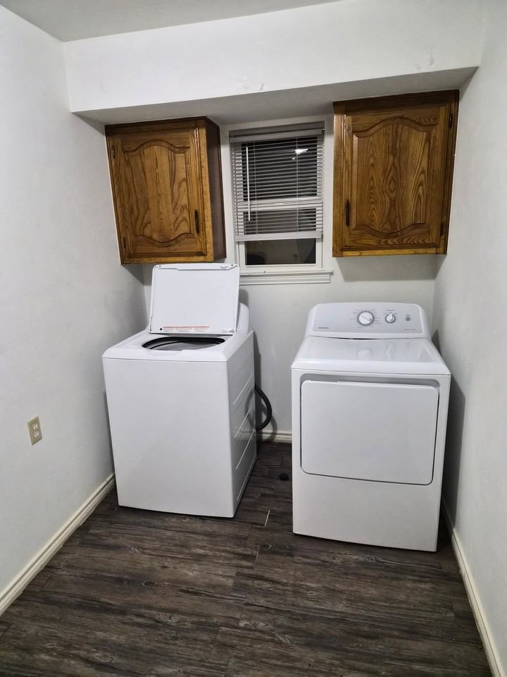 1108 Waterview Ln - Photo 6 of 10