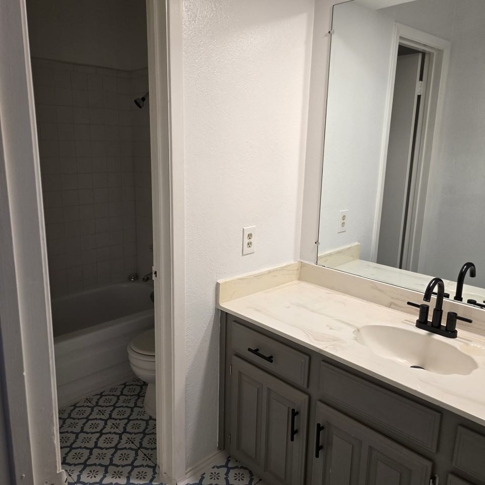 2908 Nova Dr #NA - Photo 6 of 7