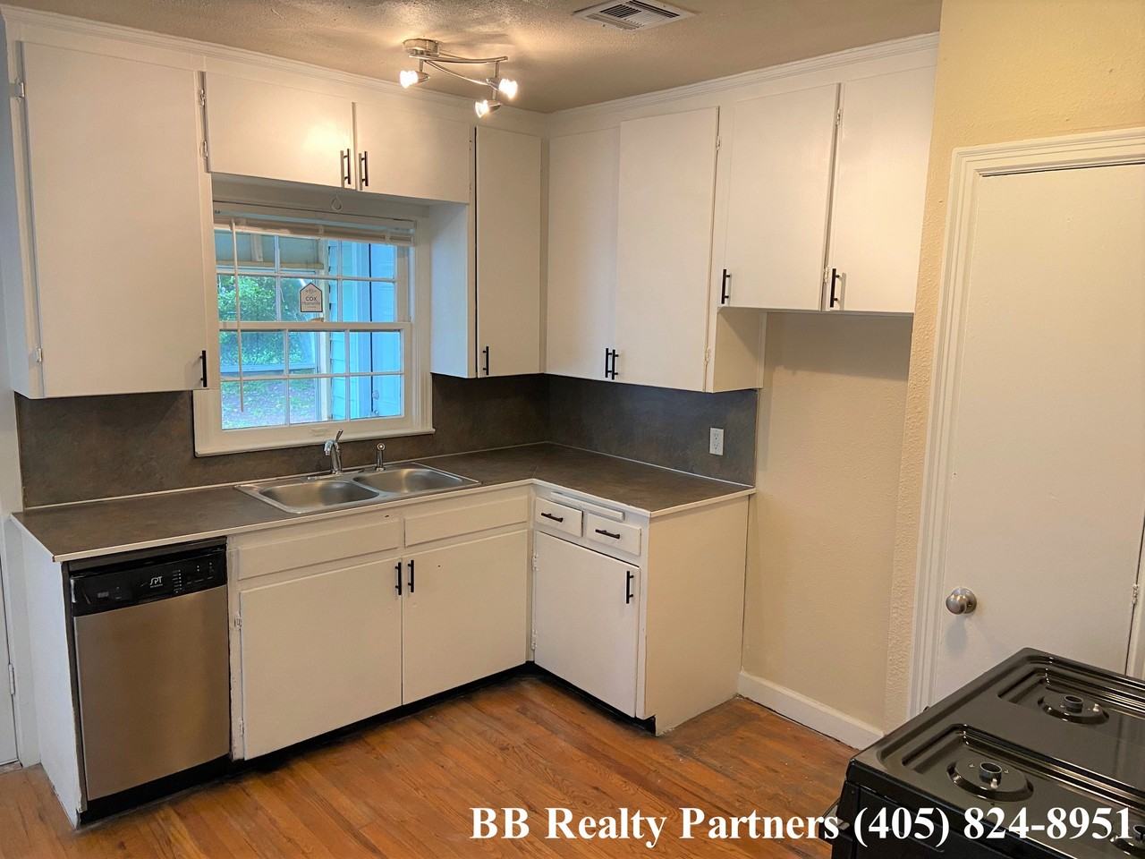 4332 E 4th Pl #NA - Photo 4 of 13