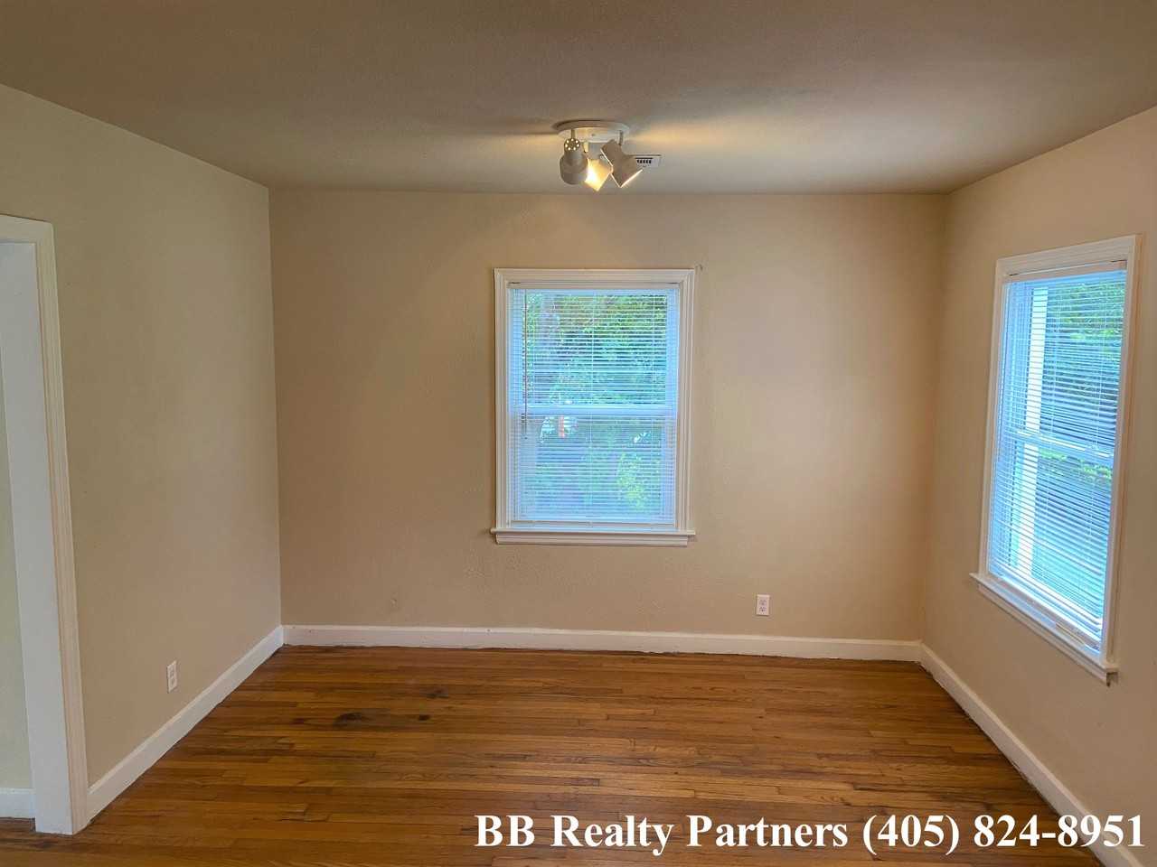 4332 E 4th Pl #NA - Photo 6 of 13