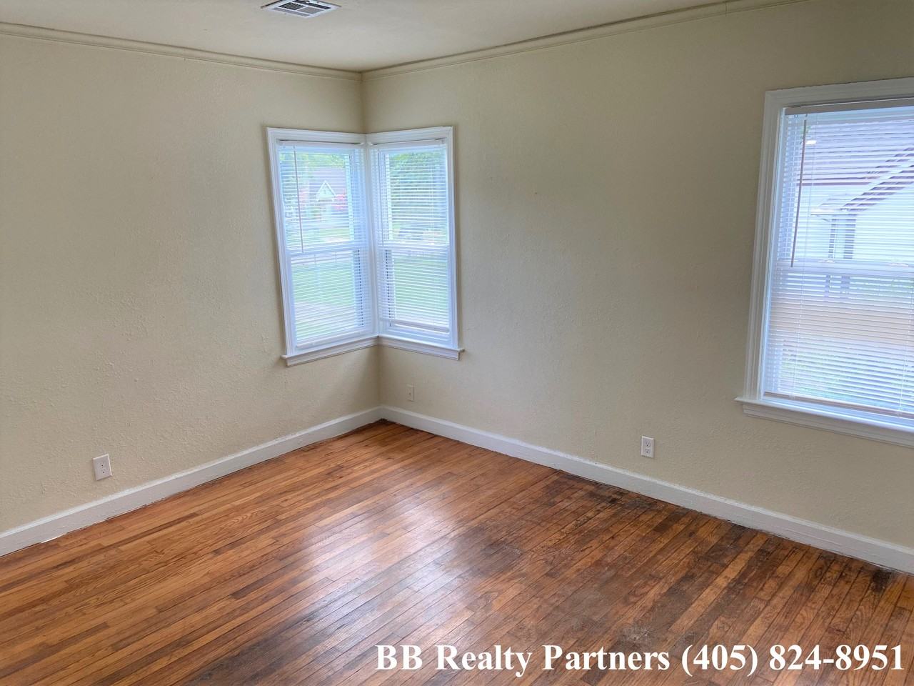 4332 E 4th Pl #NA - Photo 7 of 13