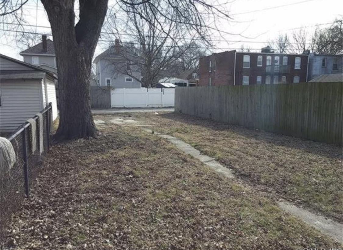 2424 Adams St #NA - Photo 6 of 6