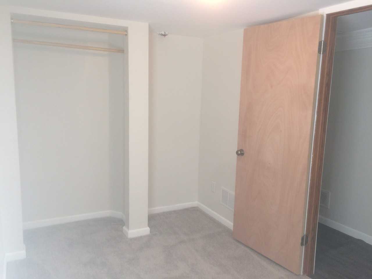 921 21st Ave Se #NA - Photo 6 of 11