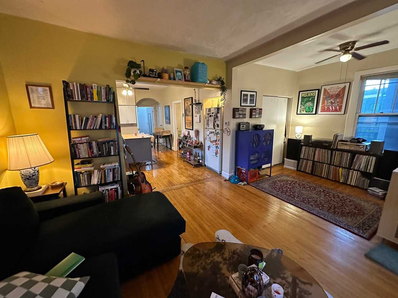 2423 W Cortez St - Photo 2 of 13