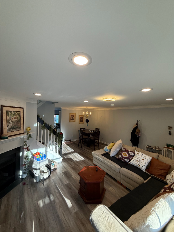 3781 Winborne Ln