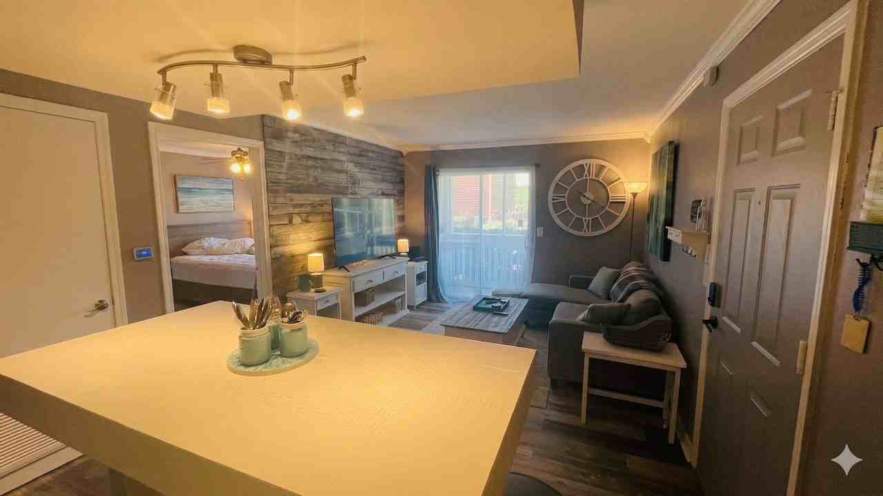 10200 Gandy Blvd N - Photo 6 of 36