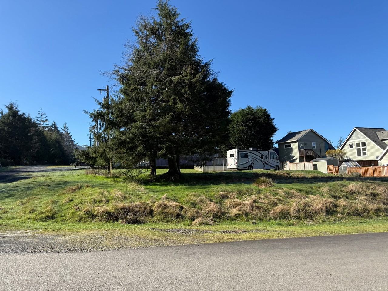 1601 N 4th Ave - Photo 4 of 20