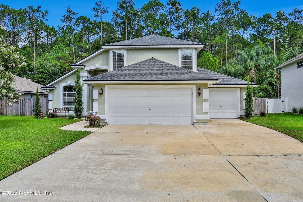 144 Greenfield Dr - Photo 2 of 3