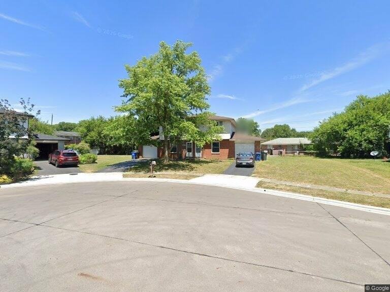 498 Melissa Ct #1 - Photo 2 of 2