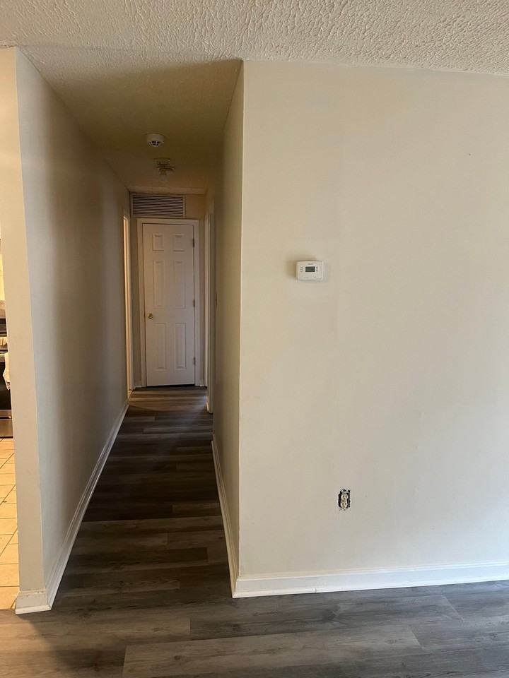 5106 S St Se #2 - Photo 5 of 10