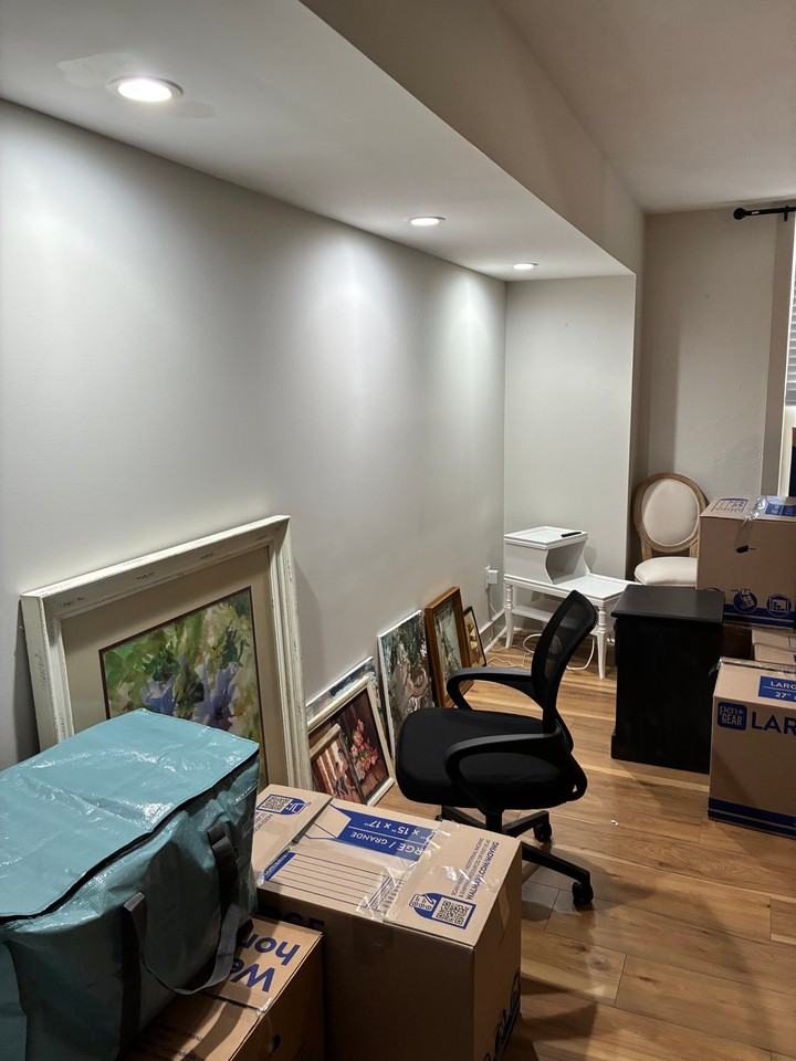 528 N Royal Ave - Photo 7 of 20