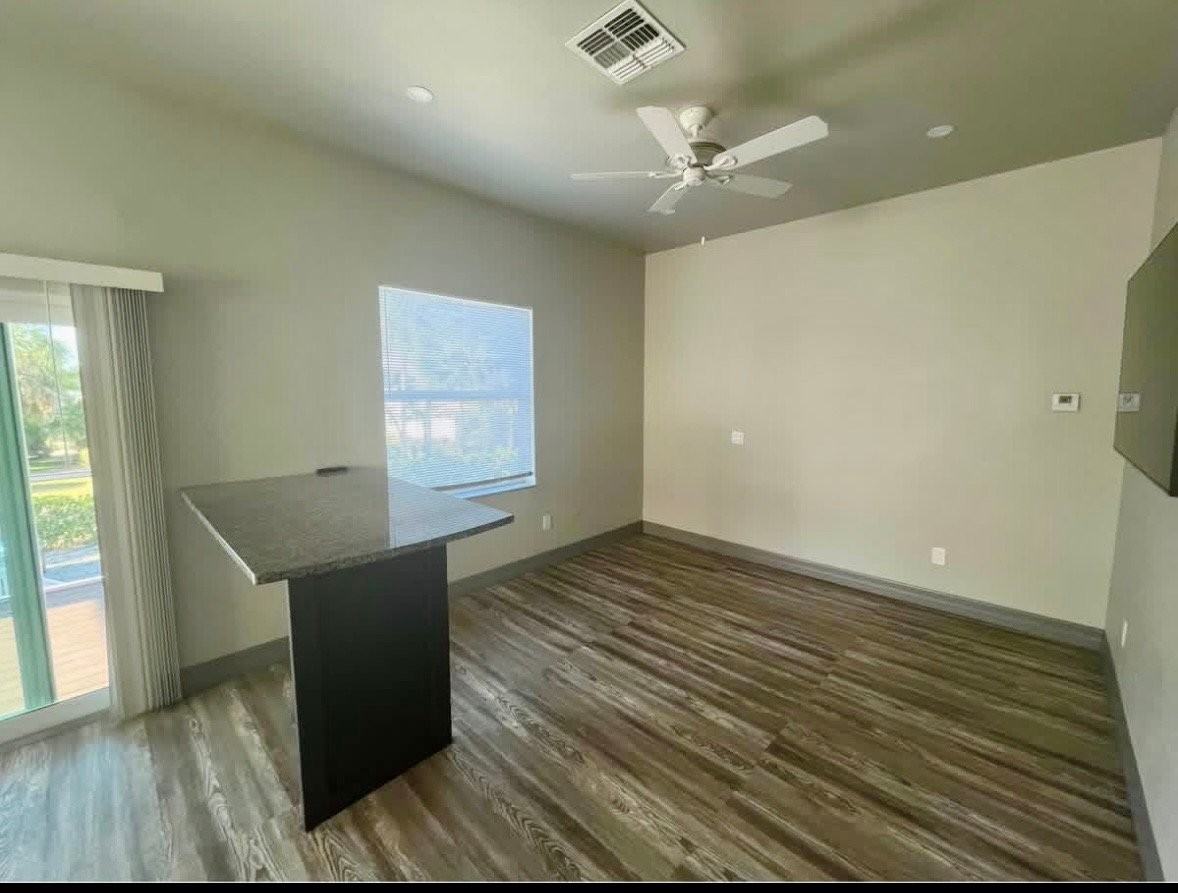 5593 Briarcliff Rd - Photo 6 of 20