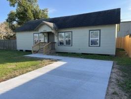 featured image of 3606 Lily St