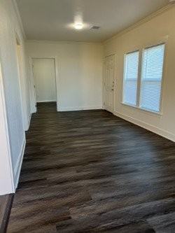 3606 Lily St - Photo 2 of 10