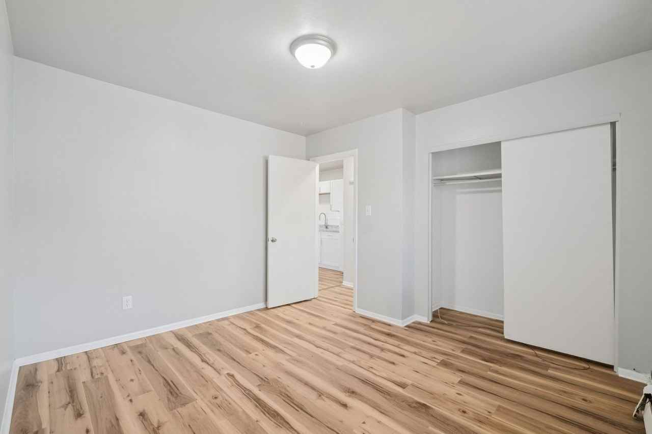 319 E Brookside St #15 - Photo 5 of 8