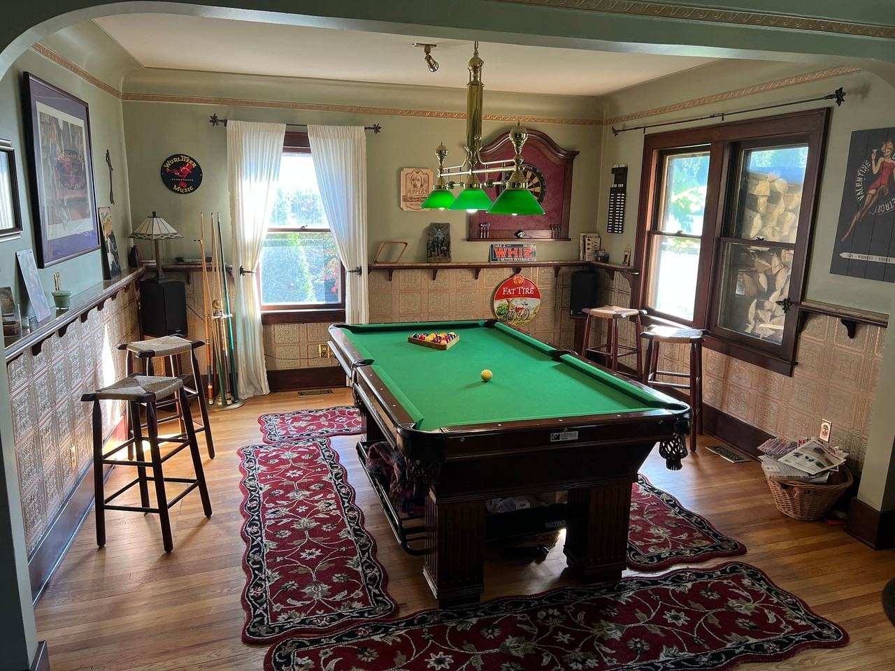 903 E Lincoln Ave - Photo 2 of 10