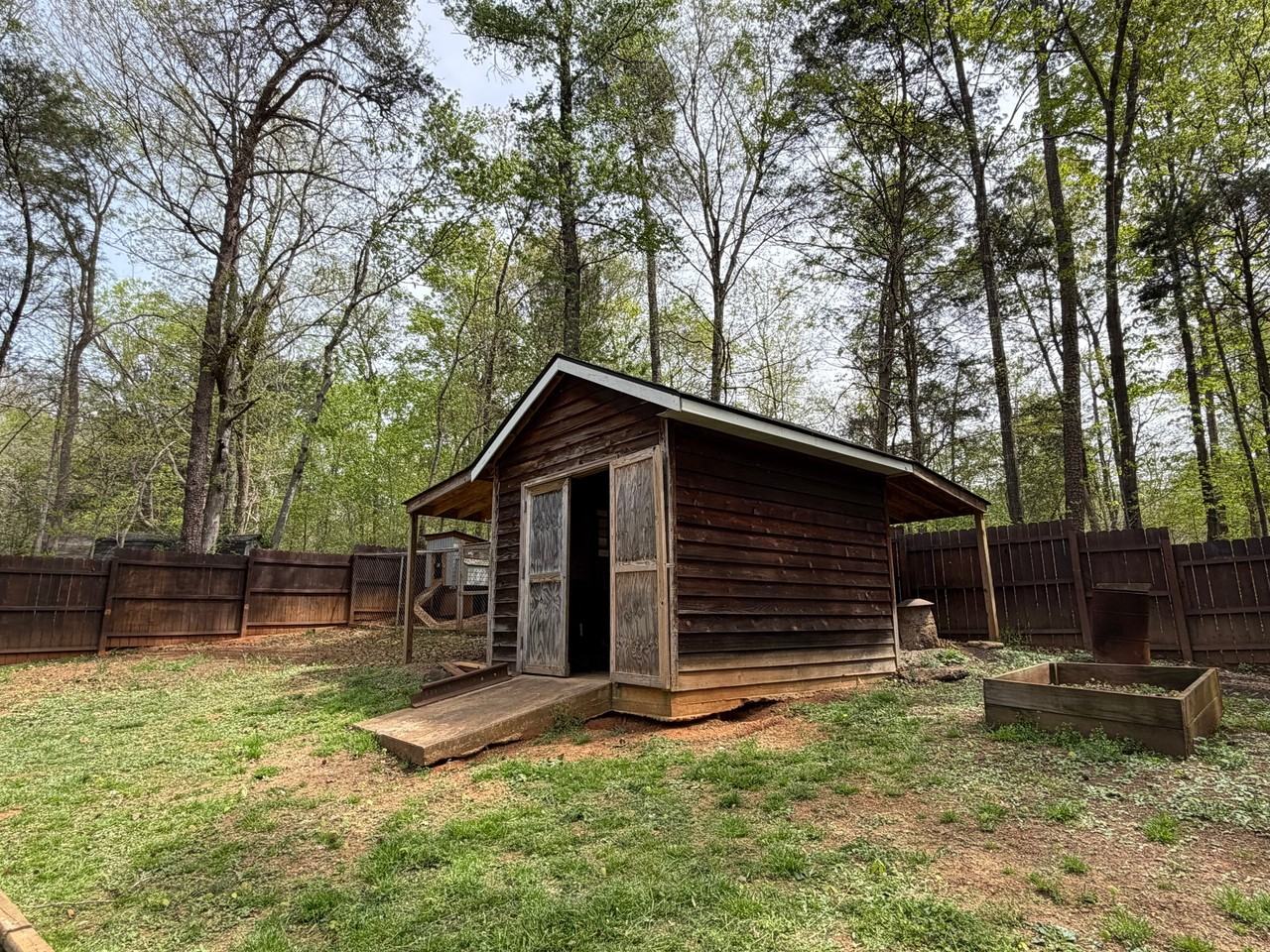 3246 Woodside Ave - Photo 4 of 17