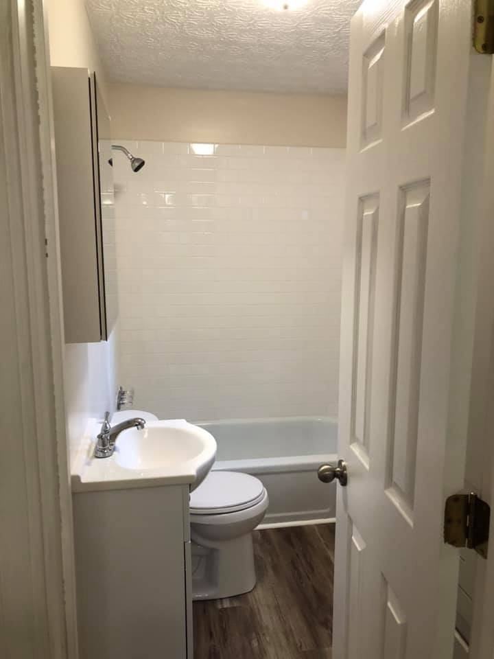 2670 W Central Rd - Photo 4 of 14