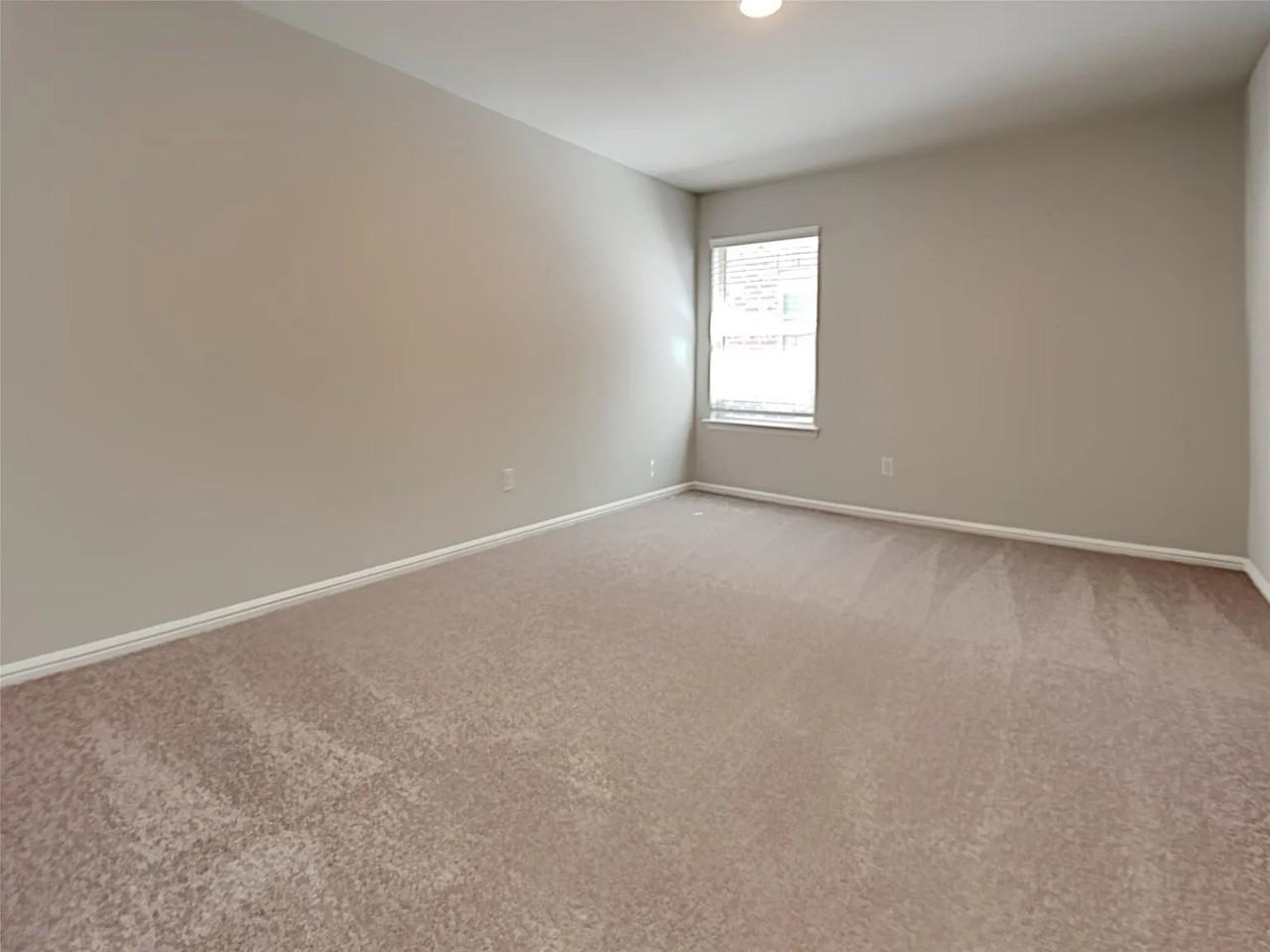 2926 Culver Ave - Photo 3 of 20