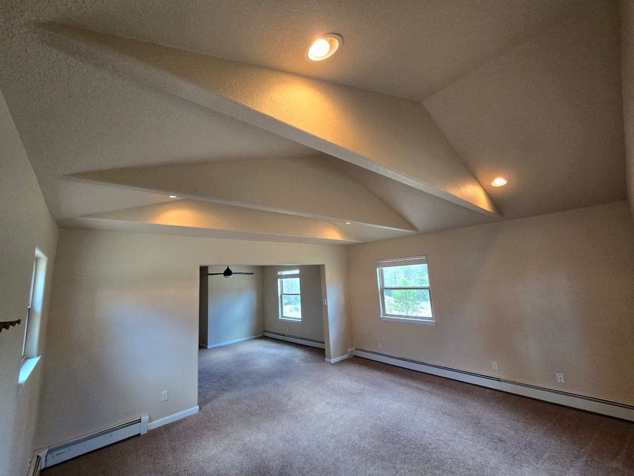 178 Daisy St - Photo 4 of 25