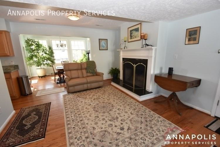 1423 Howard Rd - Photo 7 of 35