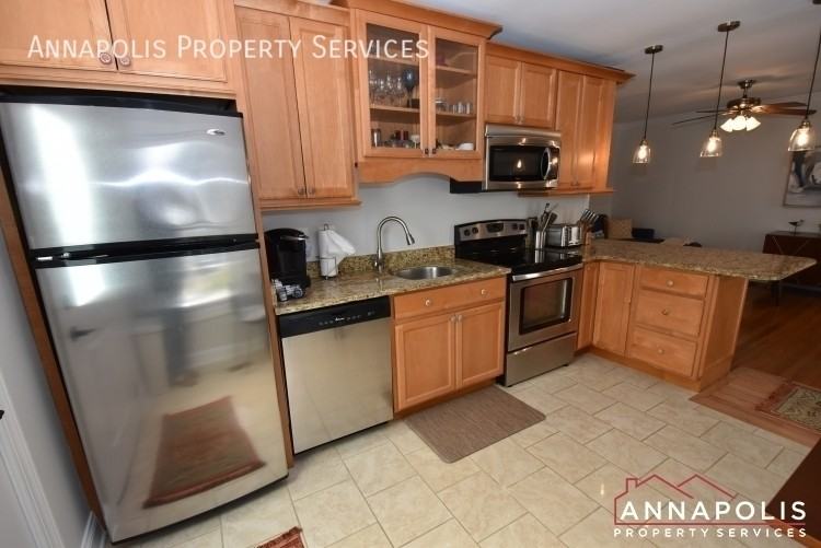 1329 Washington Dr - Photo 2 of 21