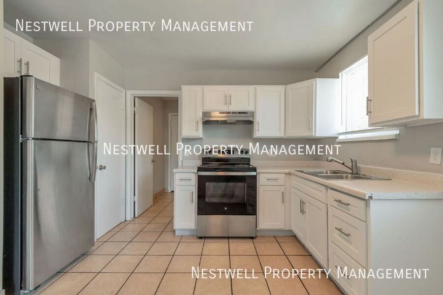 112 W Angelo Ave - Photo 2 of 20