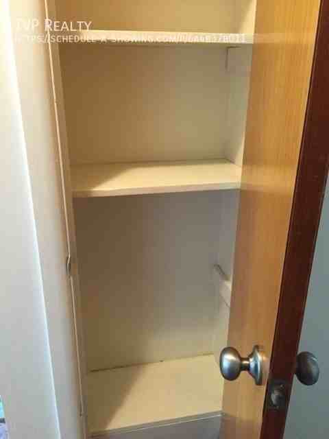 1140 E Erie Ave Apt 3 #3 - Photo 4 of 8
