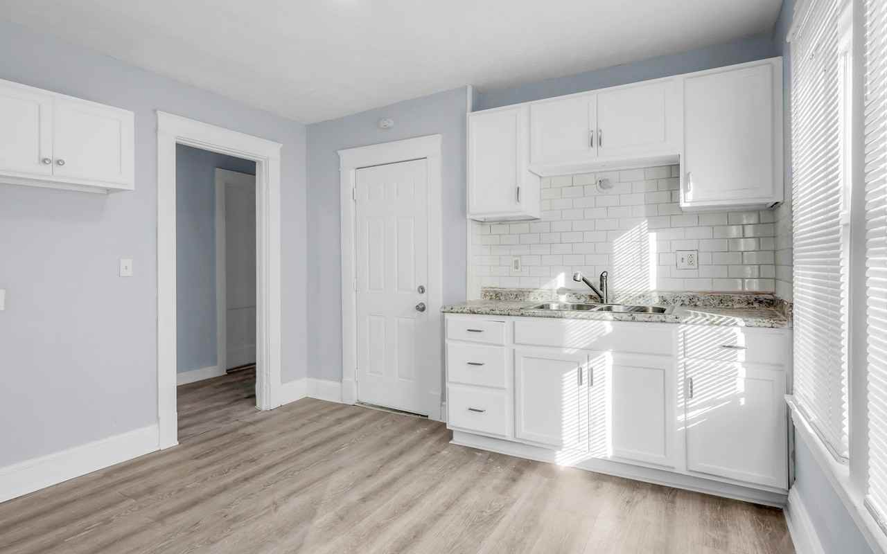 11215 Whitmore Avenue, Unit B - Photo 5 of 19