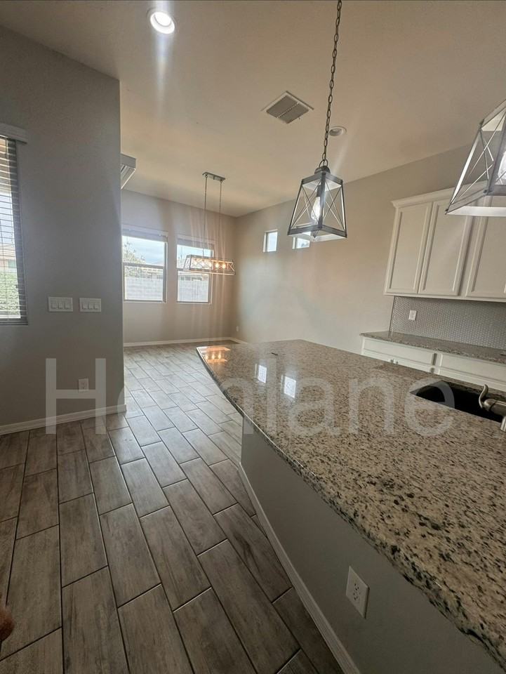 41278 West Almira Drive - Photo 2 of 9