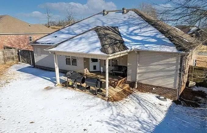 2813 Ewing Lane - Photo 2 of 16