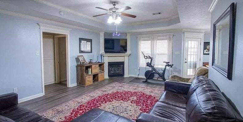 2813 Ewing Lane - Photo 5 of 16