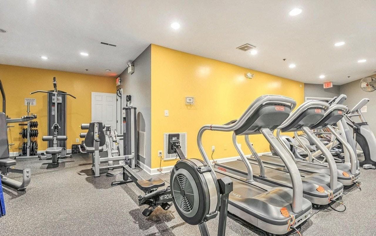 1324 Roundhouse Lane, Unit 1324 - Photo 5 of 21