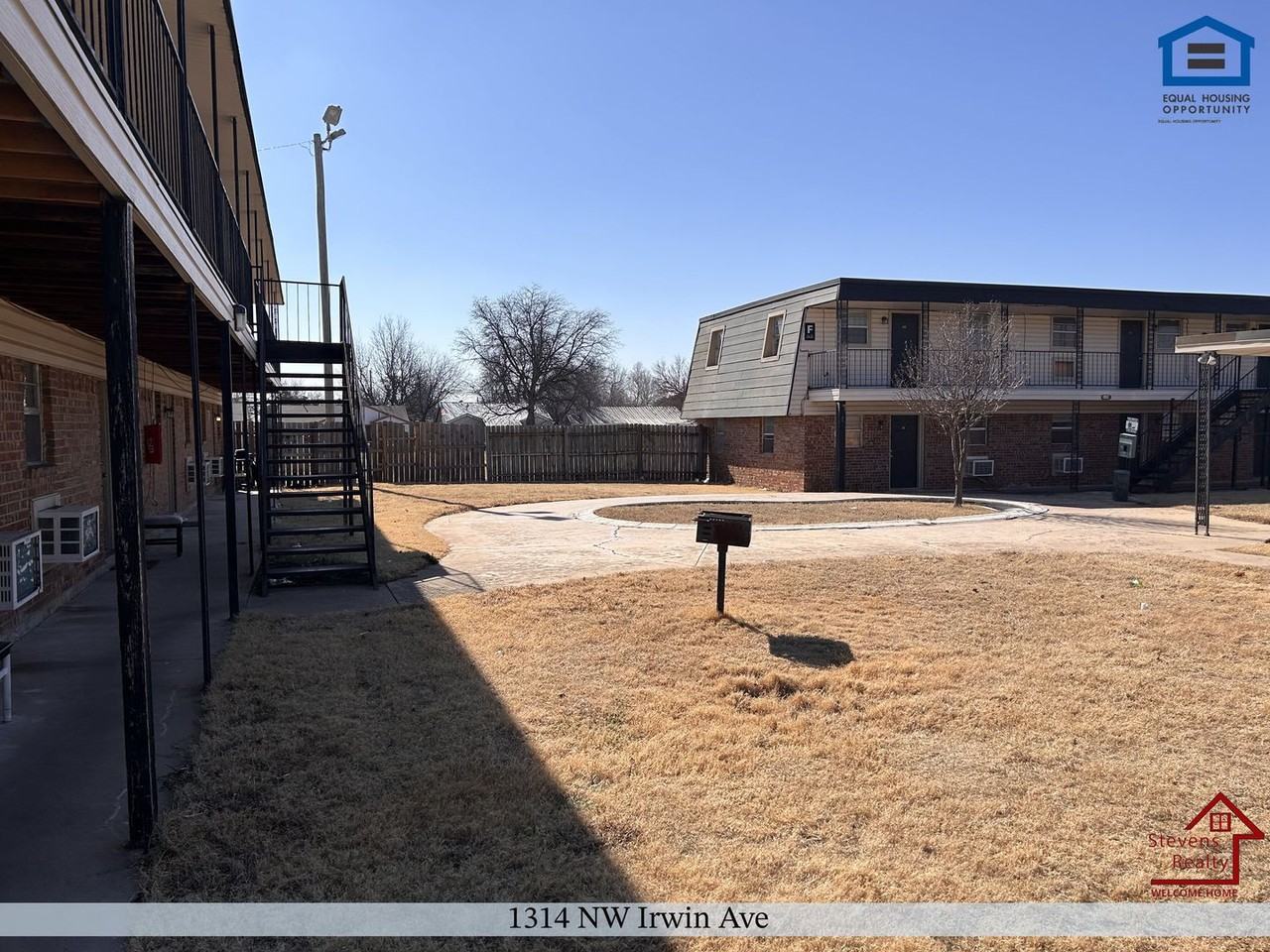 1314 Nw Irwin Ave #5 - Photo 4 of 12