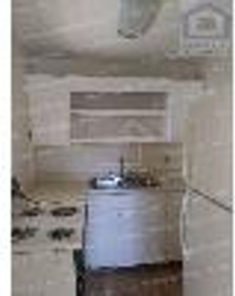 1314 Nw Irwin Ave #31 - Photo 4 of 17